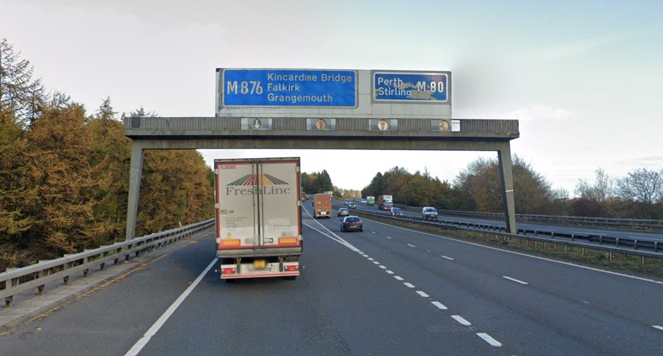 RESURFACING THE M80 NORTHBOUND AT THE STIRLING COUNCIL BOUNDARY