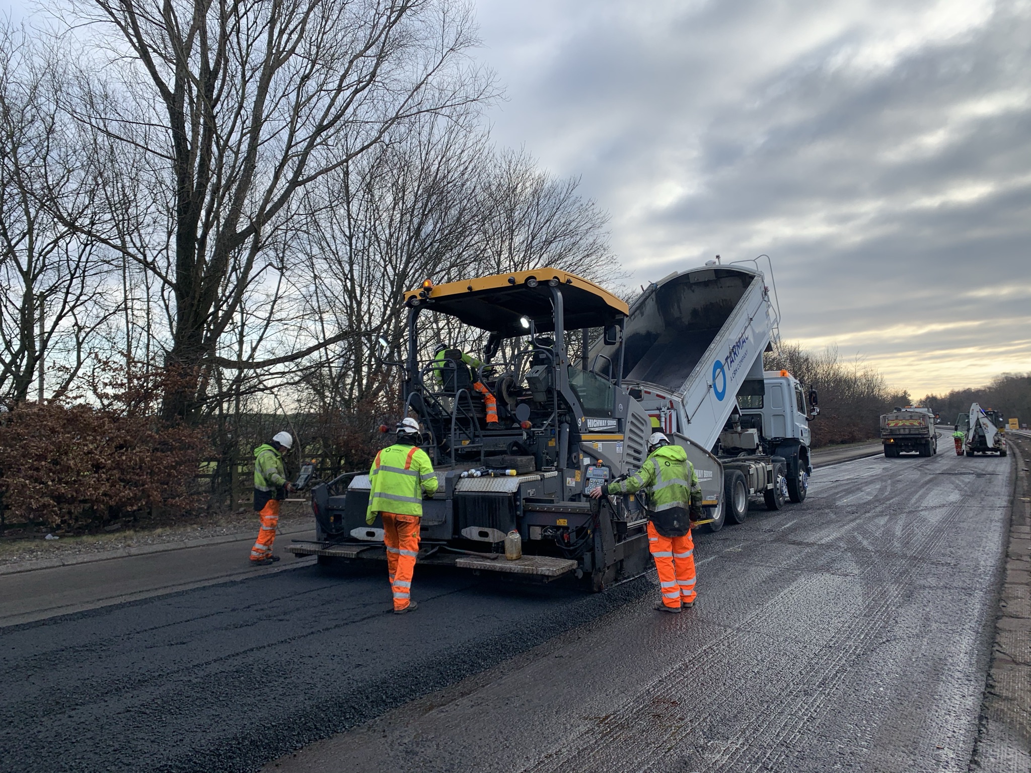 A1 RESURFACING WORKS NORTH OF TYNE BRIDGE AND DOLPHINGSTONE TO WALLYFORD