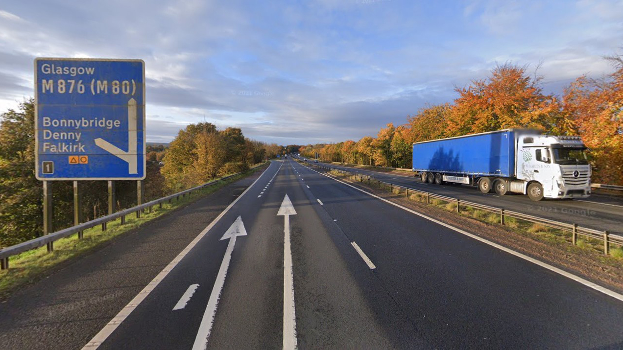 RESURFACING ON THE WESTBOUND M876 AFTER JUNCTION 1 DENNY