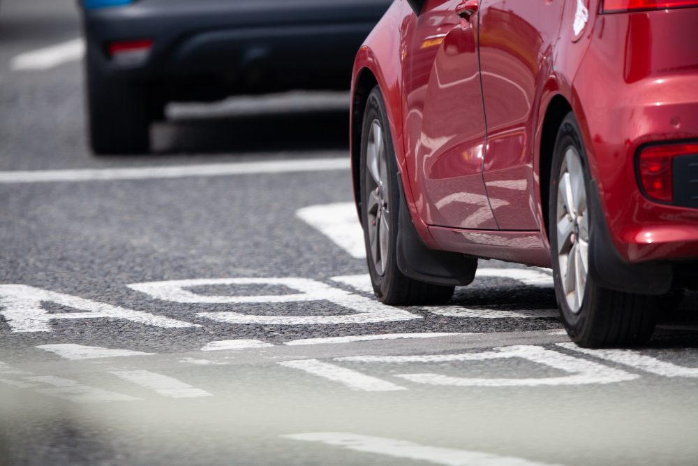 RESURFACING THE A985 WEST OF CAIRNEYHILL ROUNDABOUT