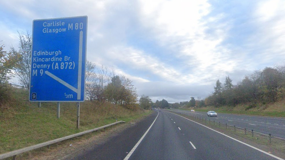 RESURFACING THE M80 JUNCTION 9 SOUTHBOUND ON-SLIP