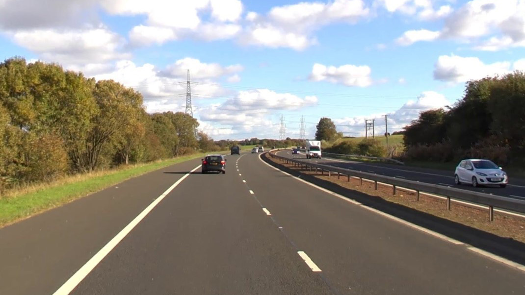 FENCING WORKS ON THE M9 SOUTHBOUND AT PLEAN