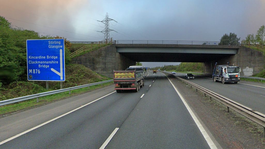 RESURFACING THE M9 NORTHBOUND AFTER JUNCTION 7
