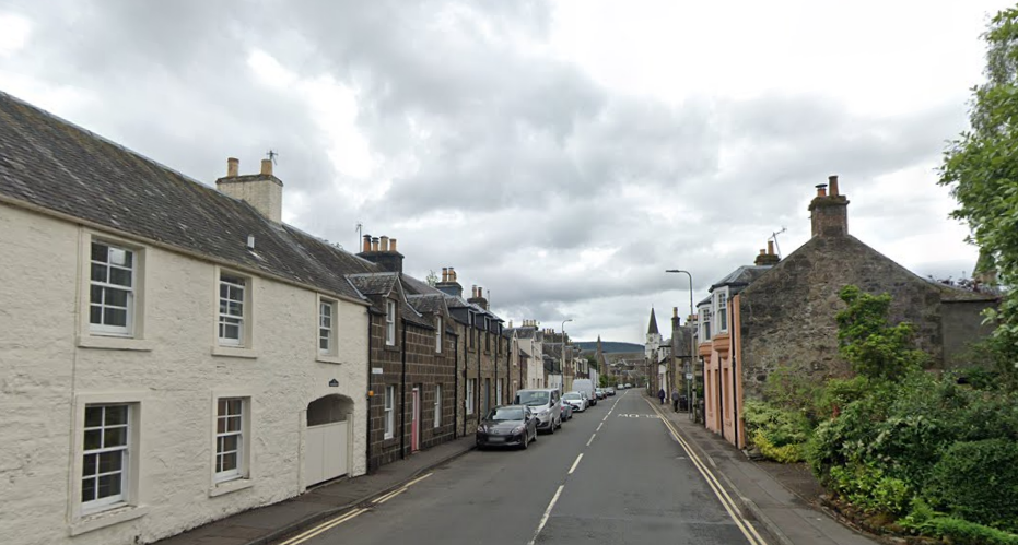 £8,000 DAYTIME DRAINAGE INVESTIGATION WORKS A85 DRUMMOND STREET, COMRIE
