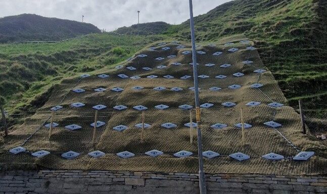 STABILISING SCRABSTER BRAES: WORK TO SAFEGUARD VITAL ROUTE