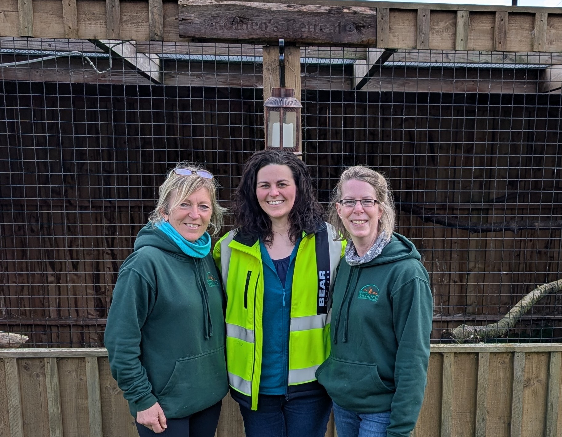 WILDLIFE LIFESAVERS RECEIVE DONATION FROM BEAR SCOTLAND